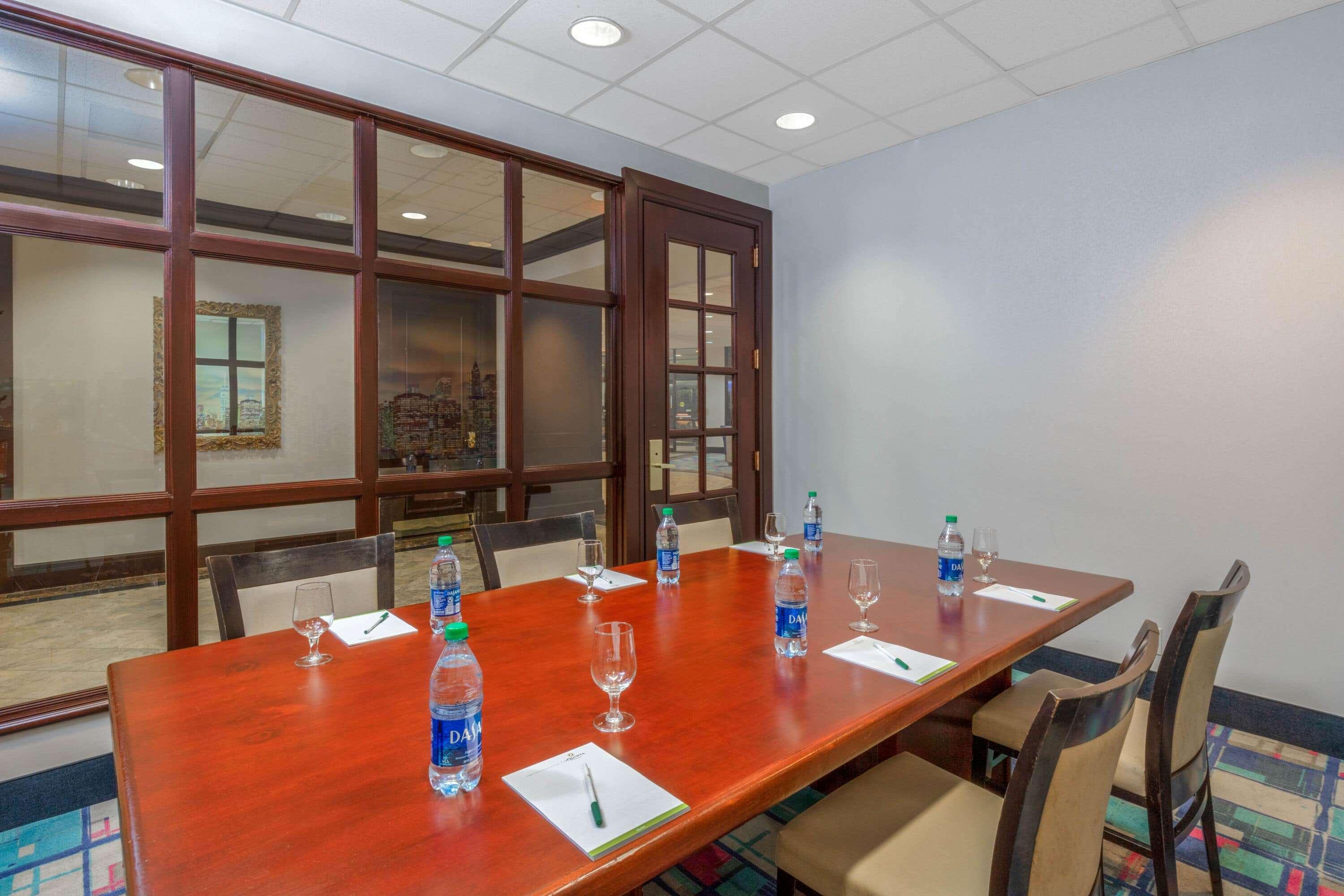 La Quinta By Wyndham Secaucus Meadowlands Otel Dış mekan fotoğraf